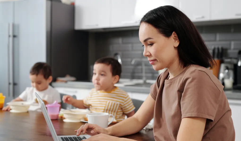 Working mum with her children